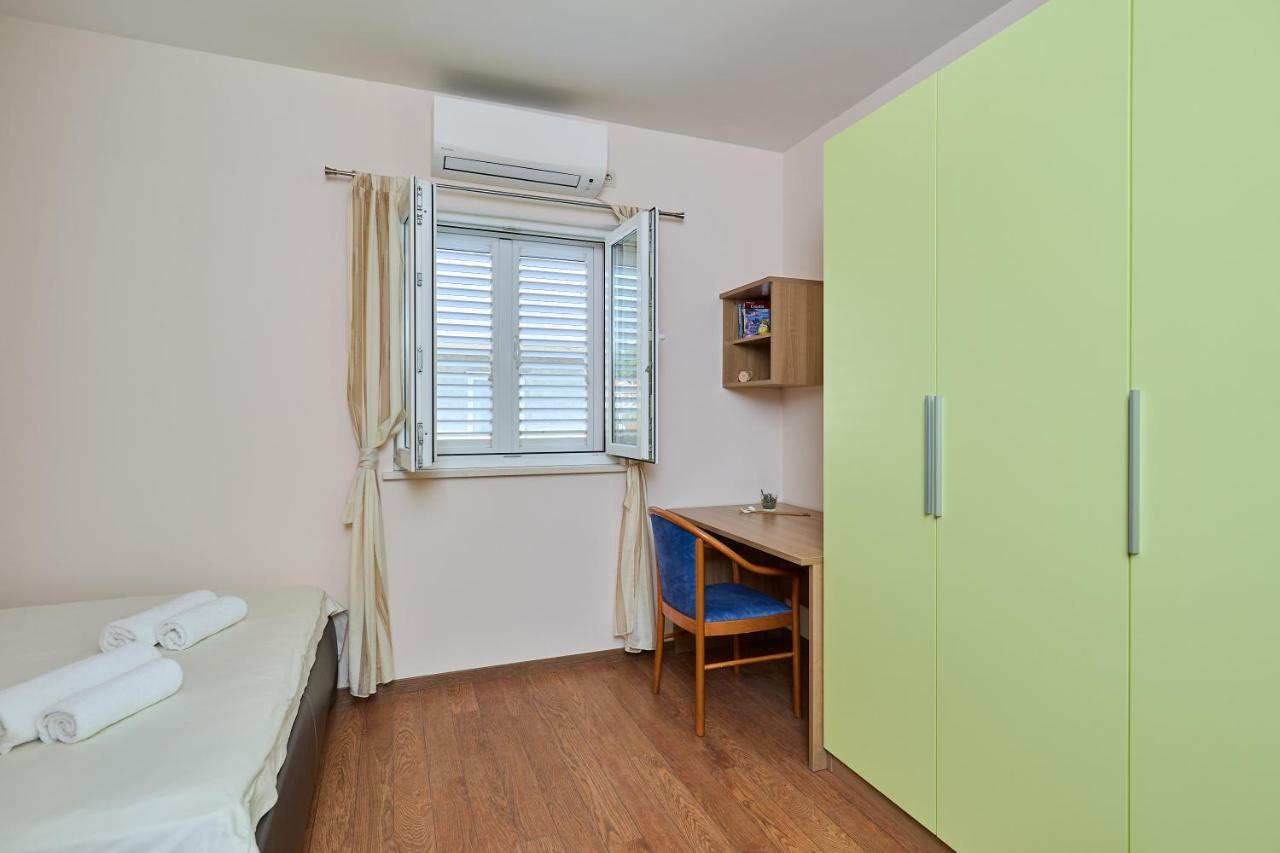 Apartment Marijana Mlini Exterior photo